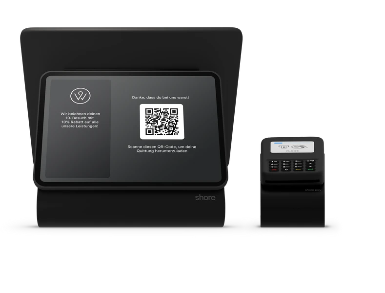 Schwarzes Kassenterminal mit großem Bildschirm, der QR-Code zeigt; daneben ein kleiner Kartenleser.